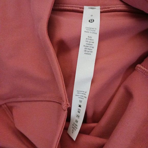 Lululemon Flare Leggings Size 6 - Picture 4 of 5